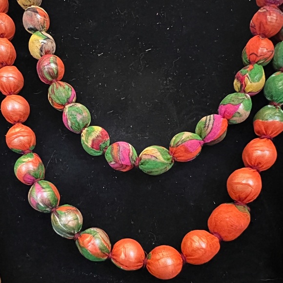 Unique Hermes silk scarf beaded necklace - Picture 2 of 5